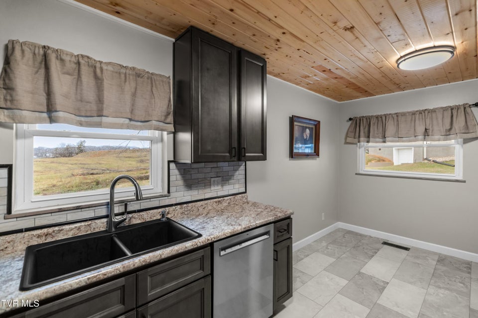 Photo #9: 351 Belle Meade Circle