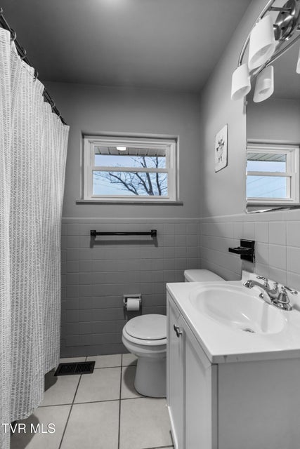 Photo #18: 351 Belle Meade Circle