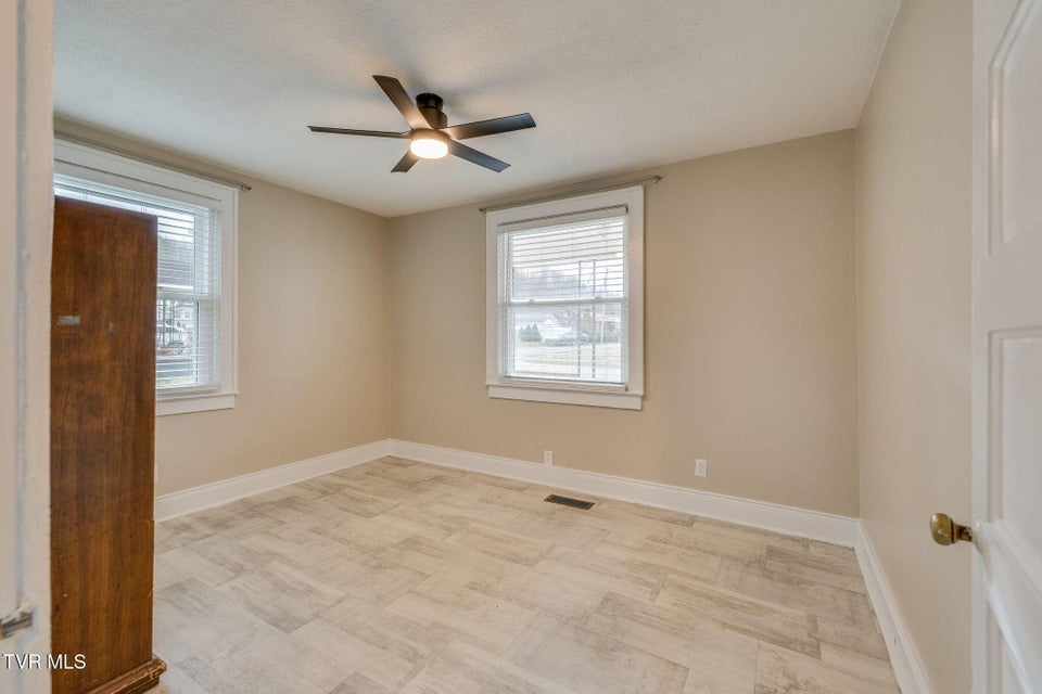 Photo #17: 212 Ferguson Avenue