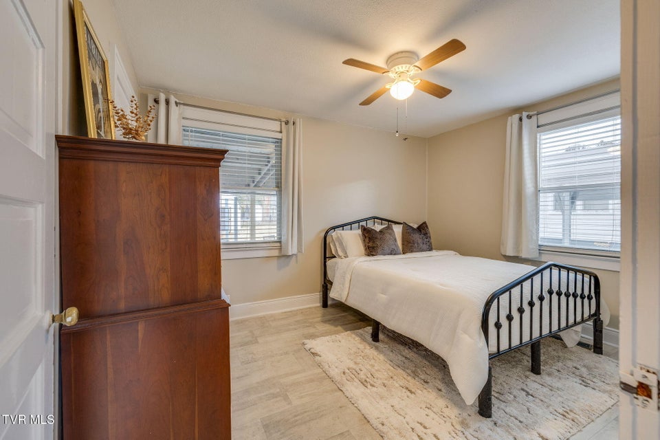 Photo #13: 212 Ferguson Avenue