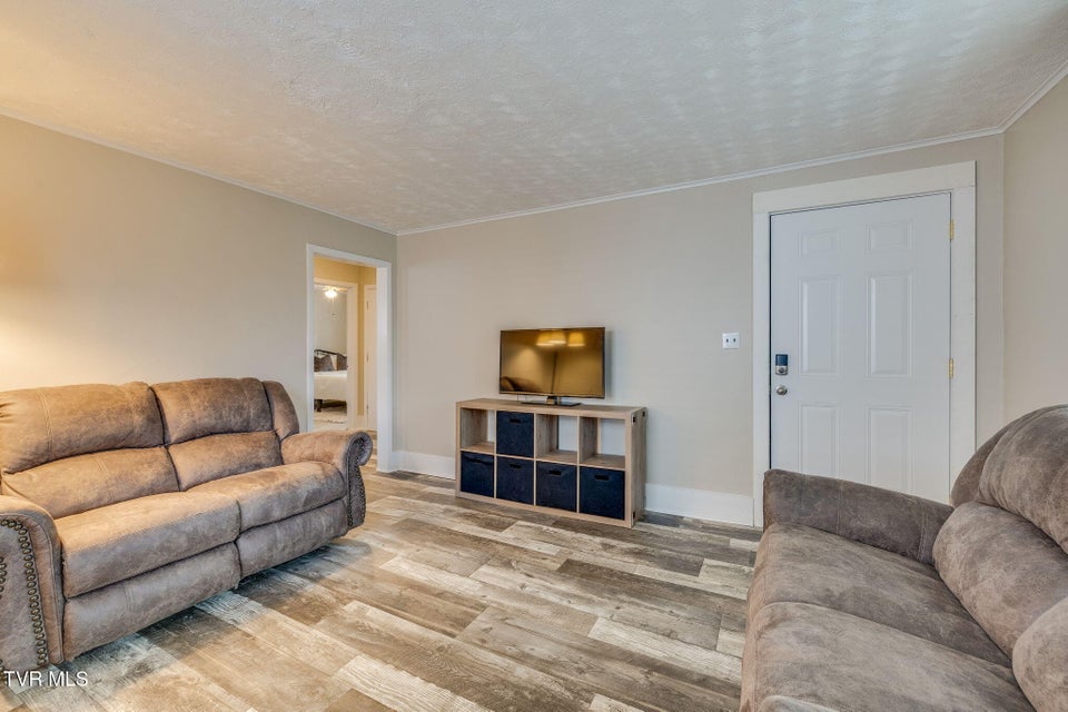 Photo #7: 212 Ferguson Avenue