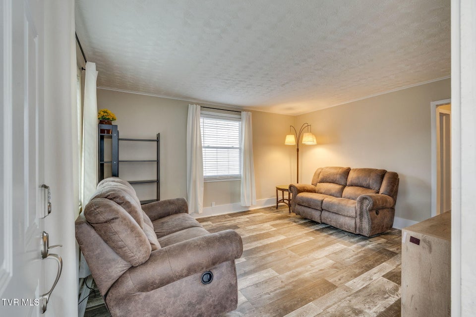 Photo #6: 212 Ferguson Avenue