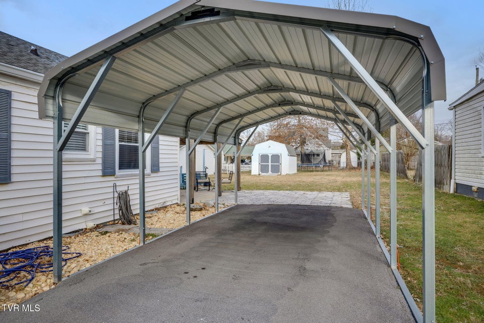 Photo #4: 212 Ferguson Avenue