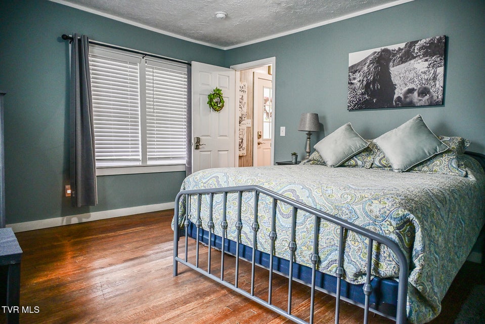 Photo #42: 409 Fritz Street Street