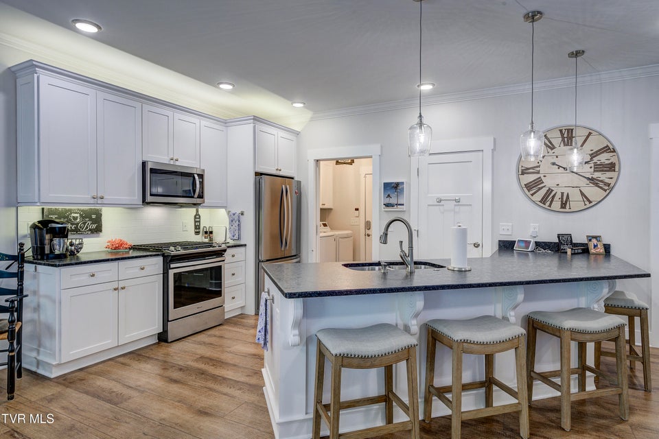 Photo #13: 365 English Ivy Trail