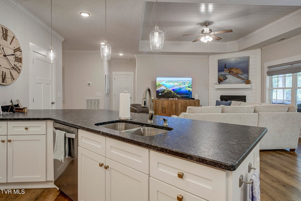 Photo #20: 365 English Ivy Trail