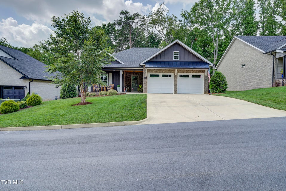 Photo #39: 365 English Ivy Trail