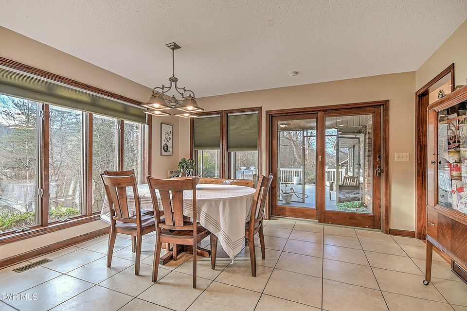 Photo #28: 136 Triple H Lane