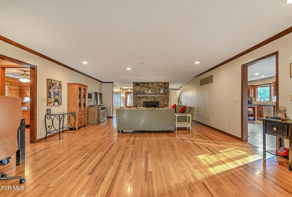 Photo #37: 136 Triple H Lane