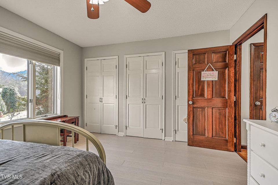 Photo #46: 136 Triple H Lane