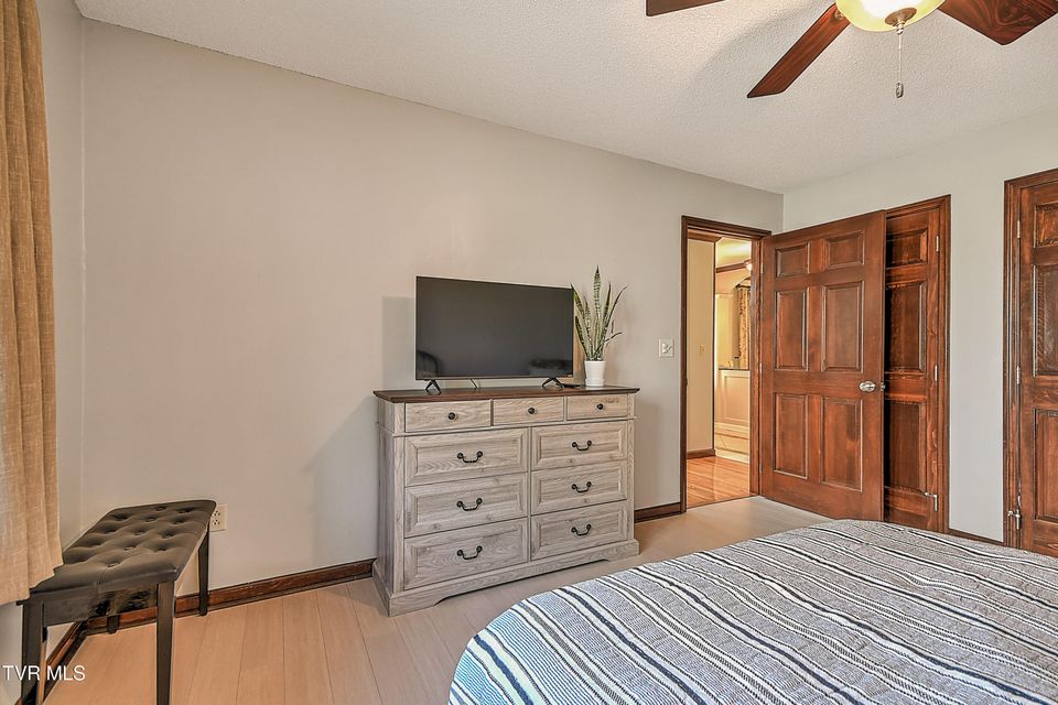 Photo #51: 136 Triple H Lane