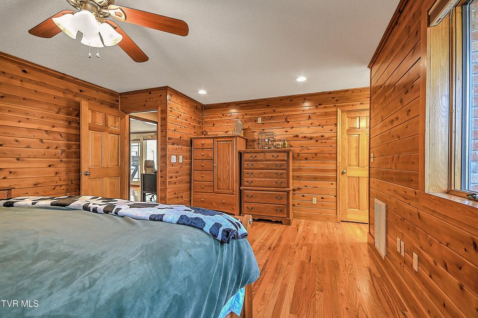 Photo #54: 136 Triple H Lane