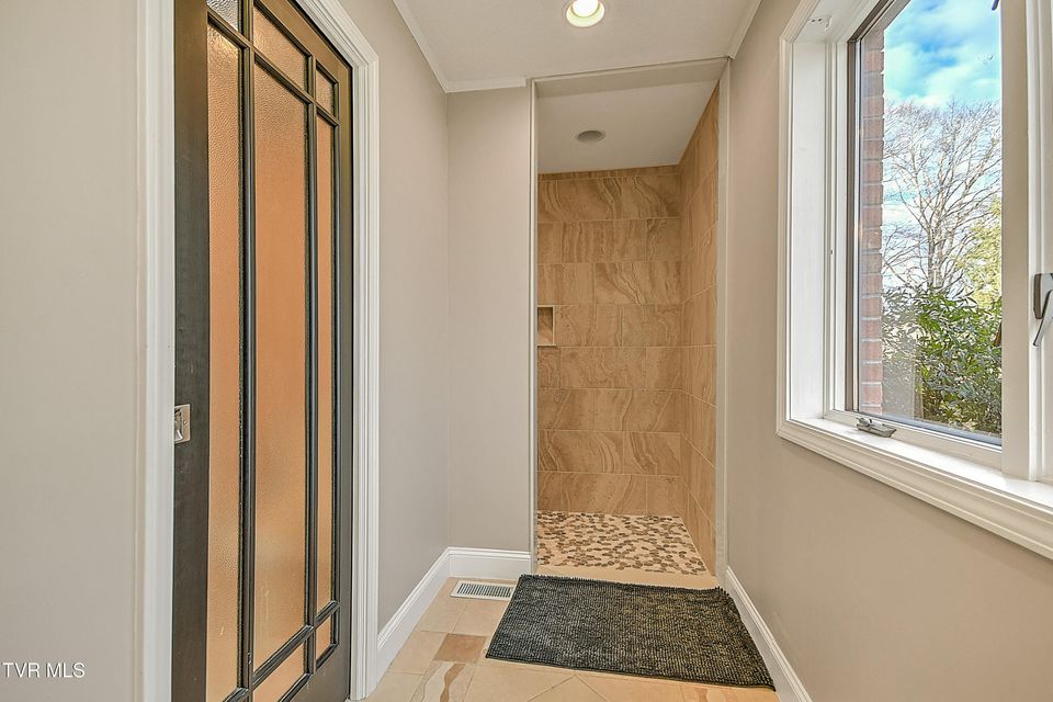 Photo #56: 136 Triple H Lane