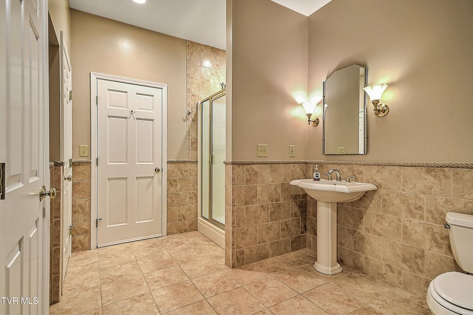 Photo #91: 136 Triple H Lane