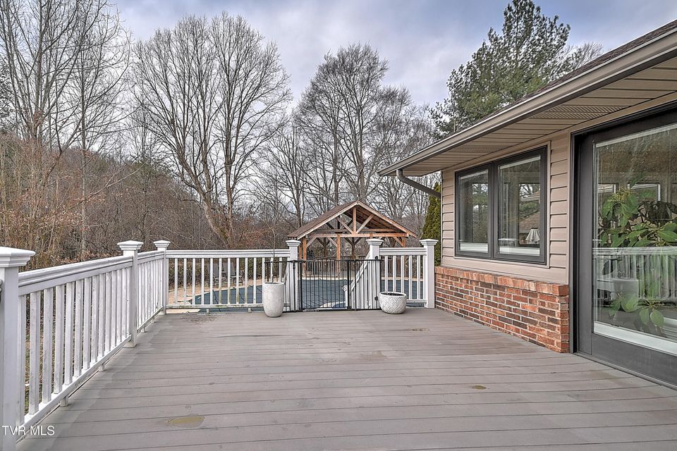 Photo #98: 136 Triple H Lane