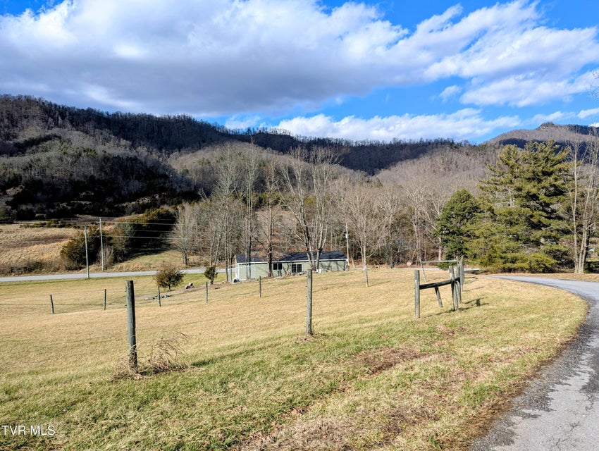 Photo #6: 61 Rattlesnake Ridge Road