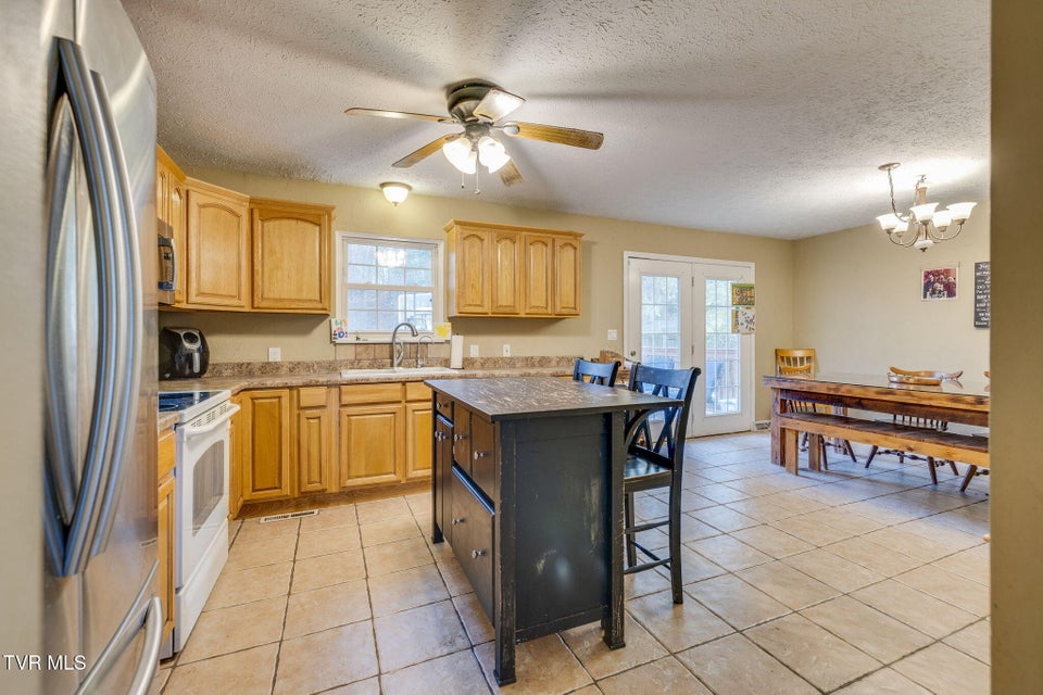 Photo #10: 432 Poplar Street