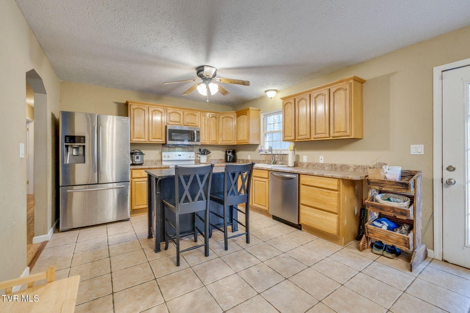 Photo #11: 432 Poplar Street