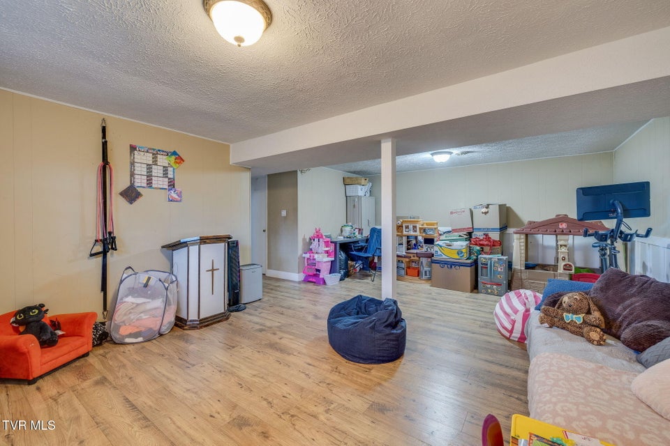 Photo #26: 432 Poplar Street