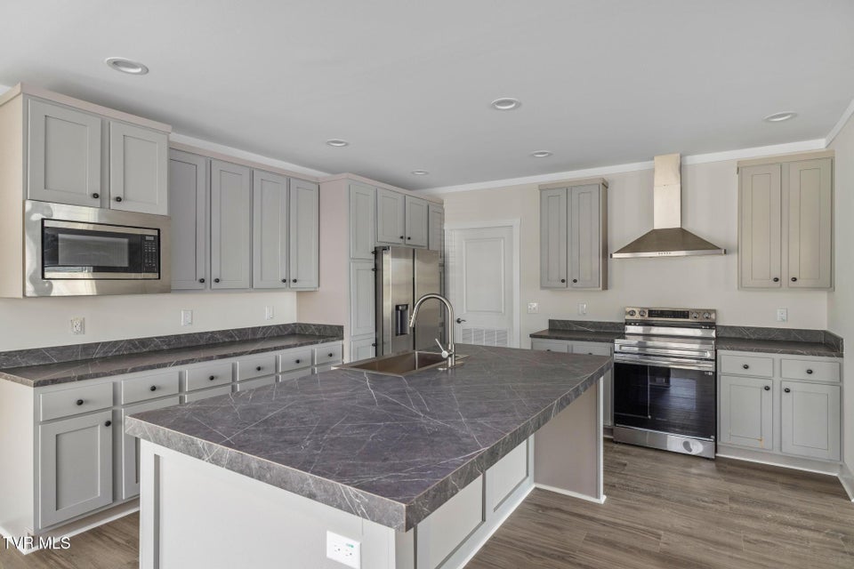 Photo #11: 3257 Avoca Road