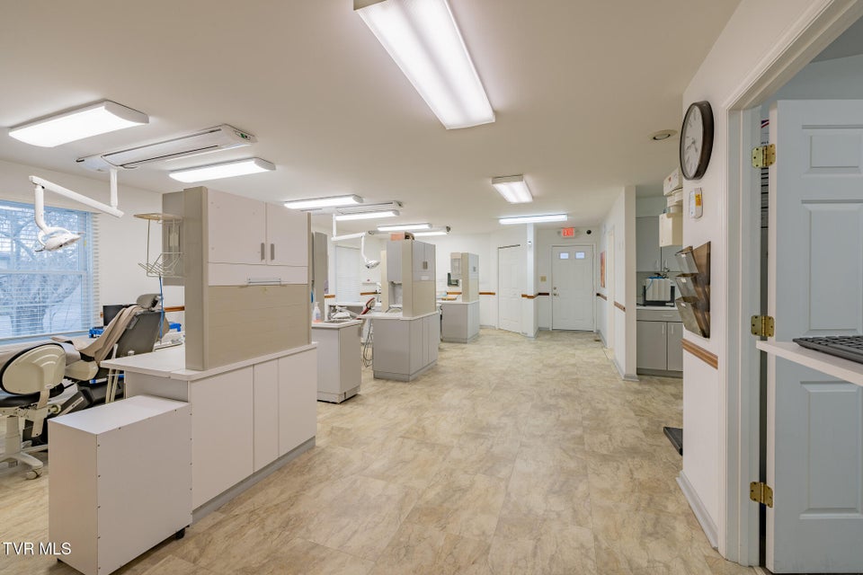 Photo #12: 1941 Euclid Ave Avenue