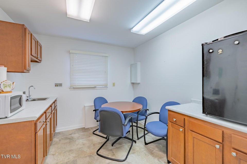 Photo #14: 1941 Euclid Ave Avenue