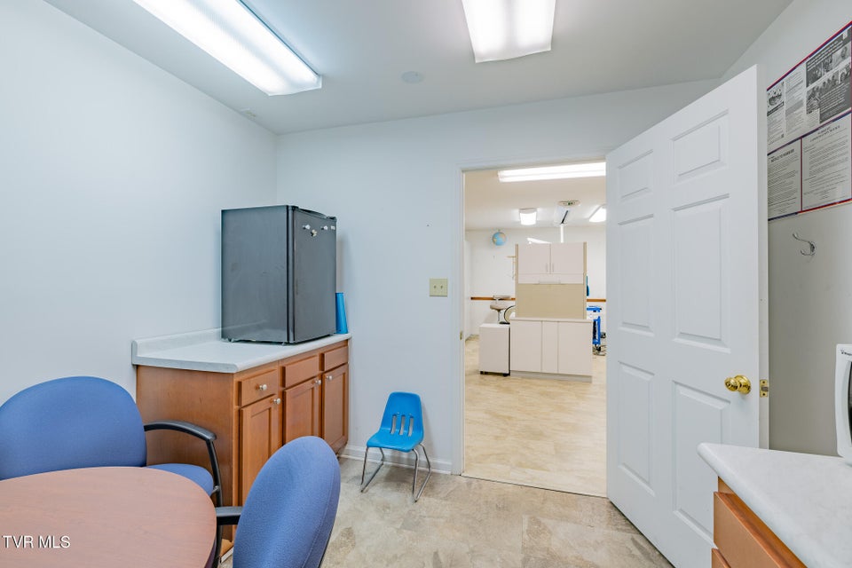 Photo #15: 1941 Euclid Ave Avenue