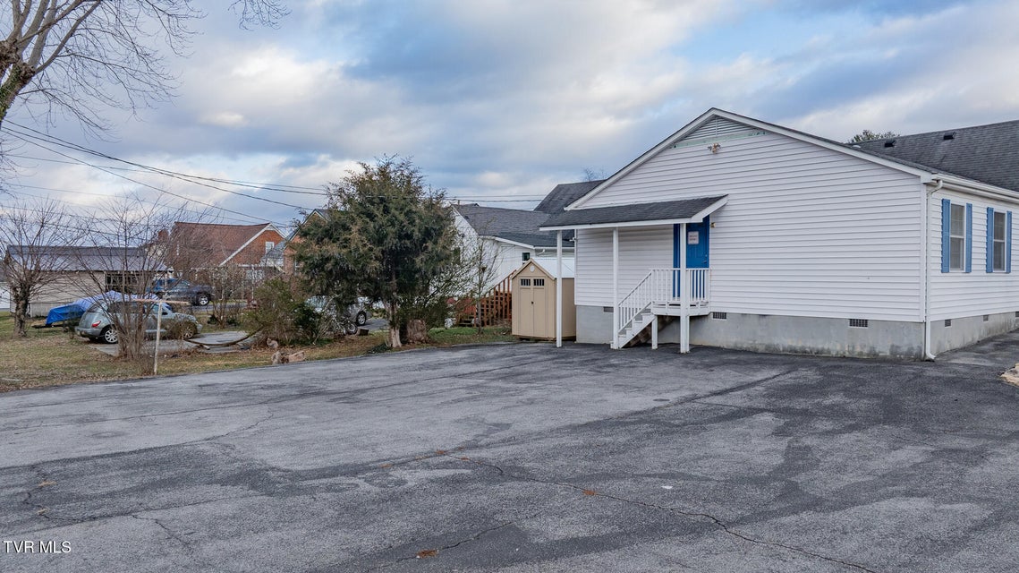 Photo #35: 1941 Euclid Ave Avenue