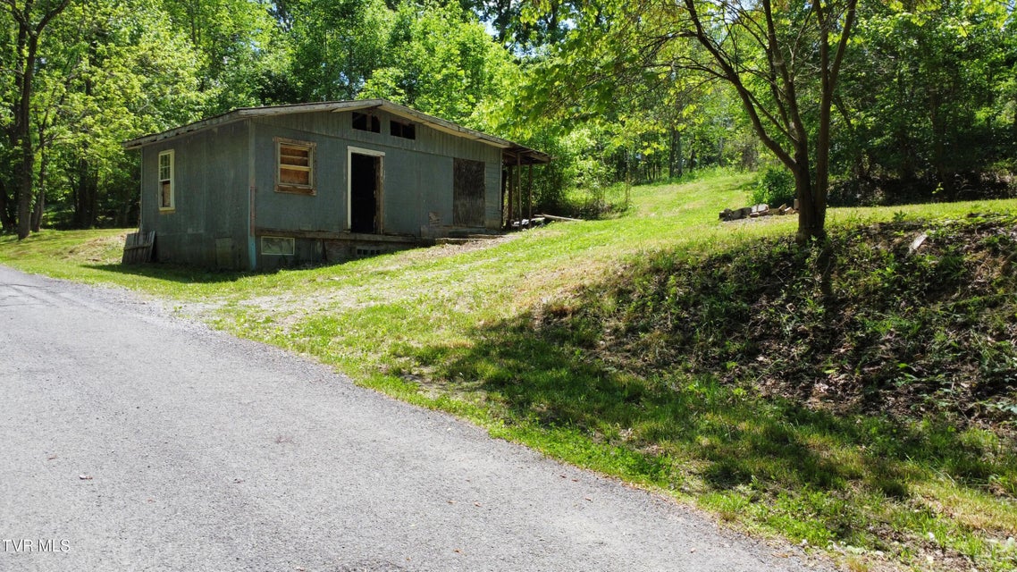 Photo #19: 125 Fiddler Road