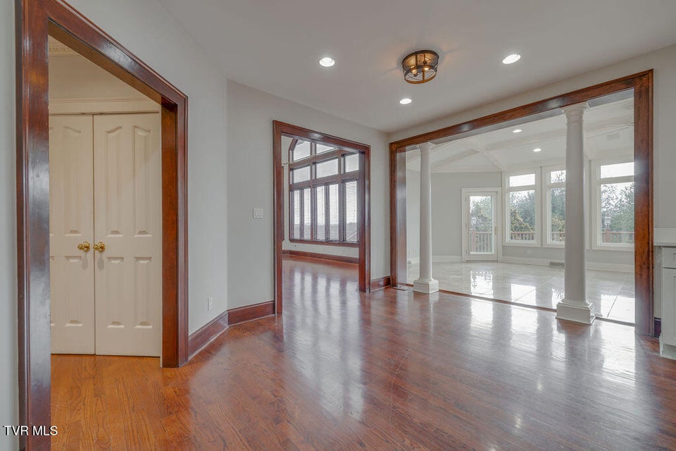 Photo #29: 517 Douglas Drive