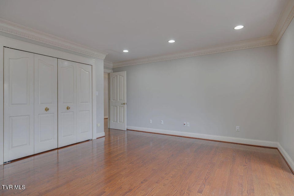 Photo #43: 517 Douglas Drive