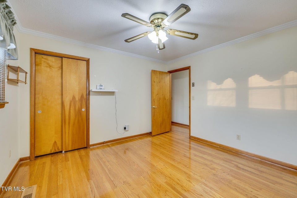 Photo #24: 2513 Larkspur Drive