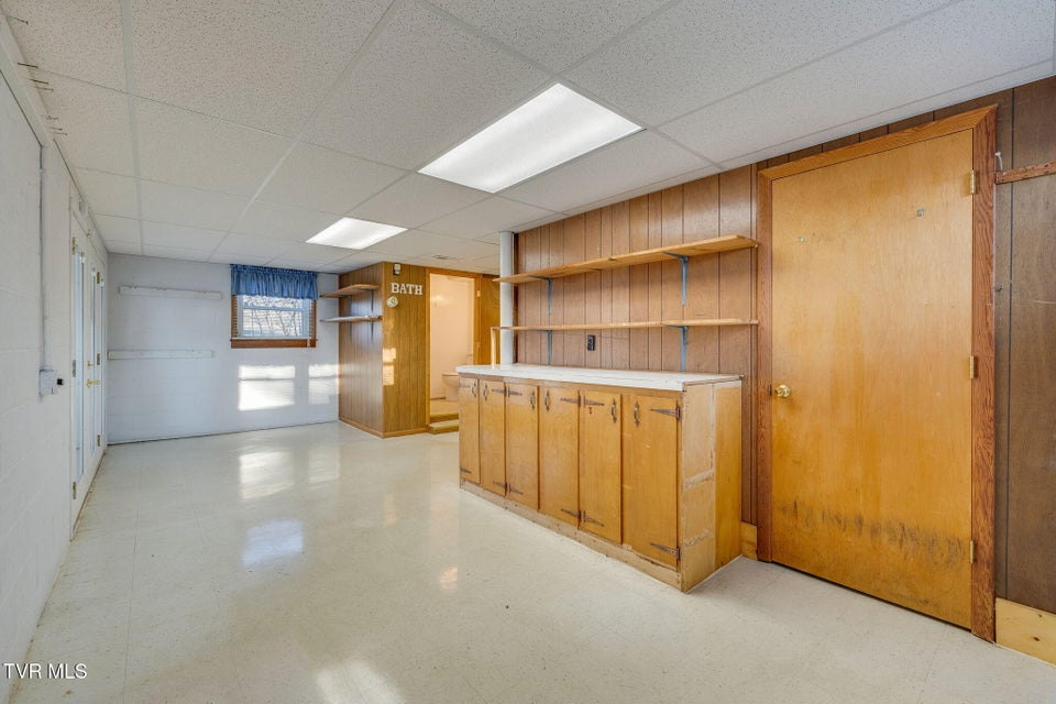 Photo #33: 2513 Larkspur Drive