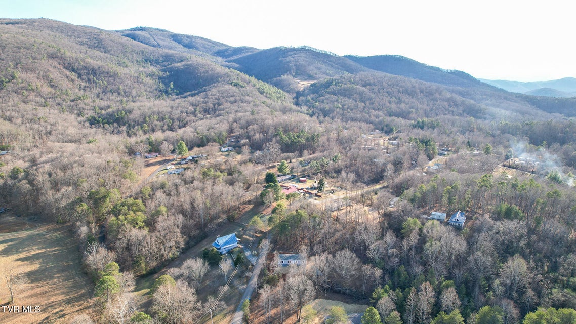 Photo #36: 1512 Red Bud Dr 