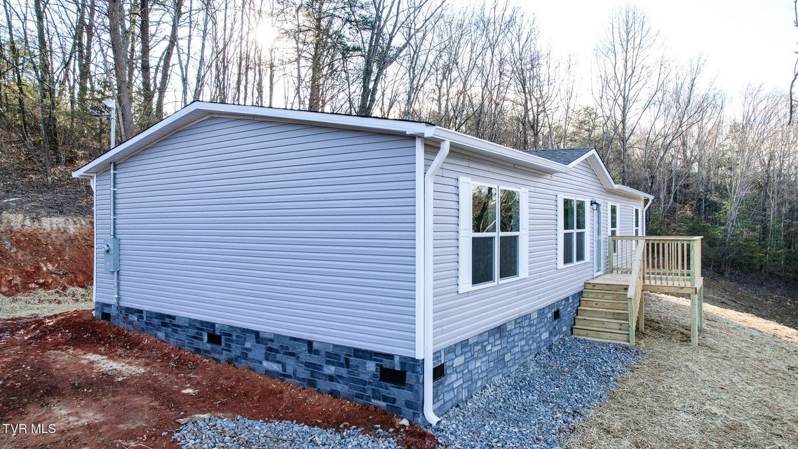 Photo #3: 1512 Red Bud Dr 