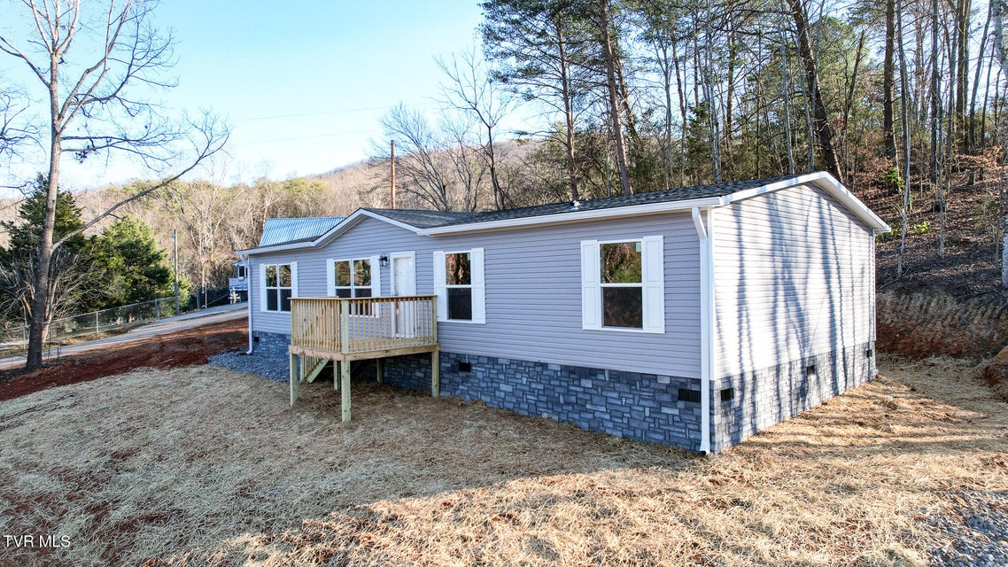 Photo #4: 1512 Red Bud Dr 