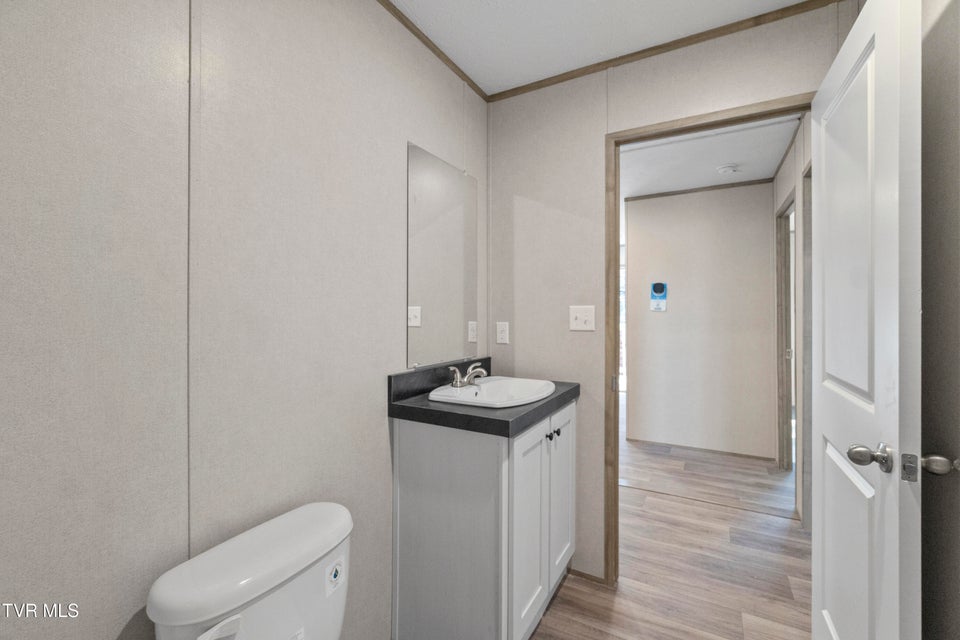 Photo #27: 1512 Red Bud Dr 