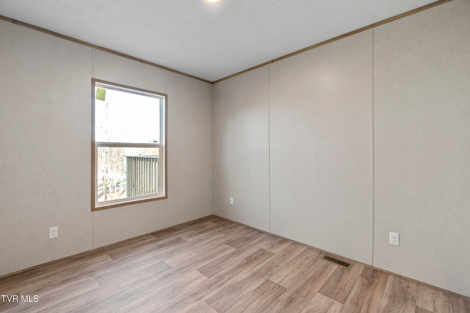 Photo #28: 1512 Red Bud Dr 