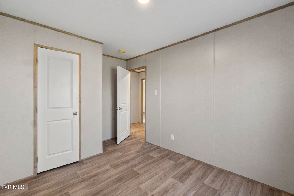 Photo #29: 1512 Red Bud Dr 