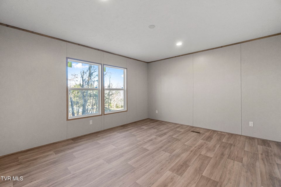 Photo #31: 1512 Red Bud Dr 