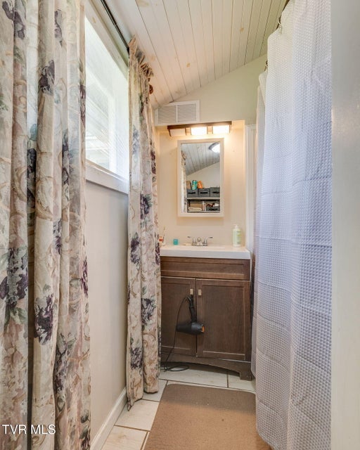 Photo #22: 3765 Mohawk Road