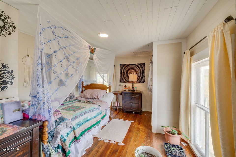 Photo #30: 3765 Mohawk Road