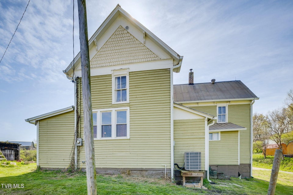 Photo #33: 3765 Mohawk Road