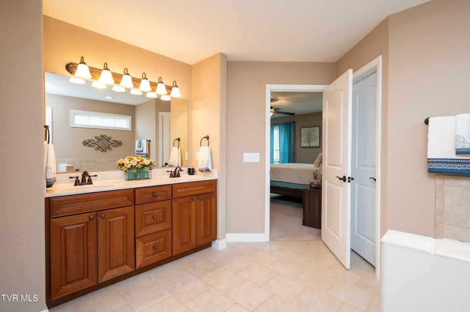 Photo #15: 4272 Anchor Point