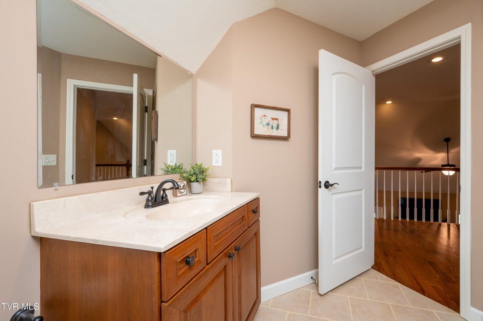 Photo #34: 4272 Anchor Point