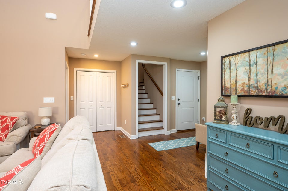 Photo #6: 4272 Anchor Point