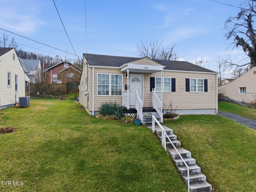 Photo #3: 1608 Broad Street