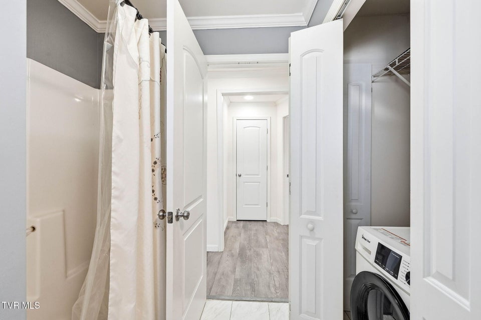 Photo #10: 1608 Broad Street