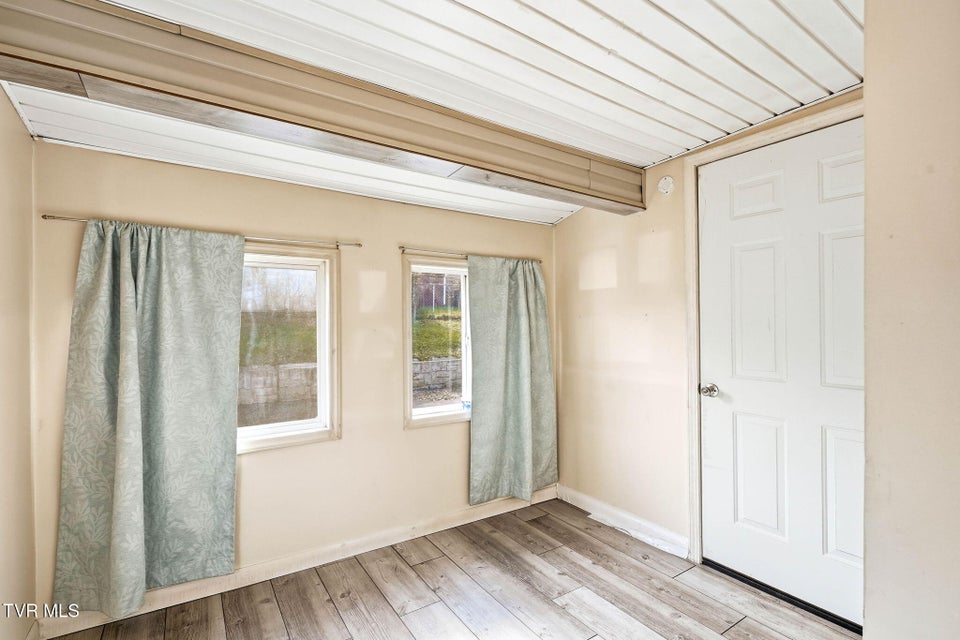 Photo #16: 1608 Broad Street