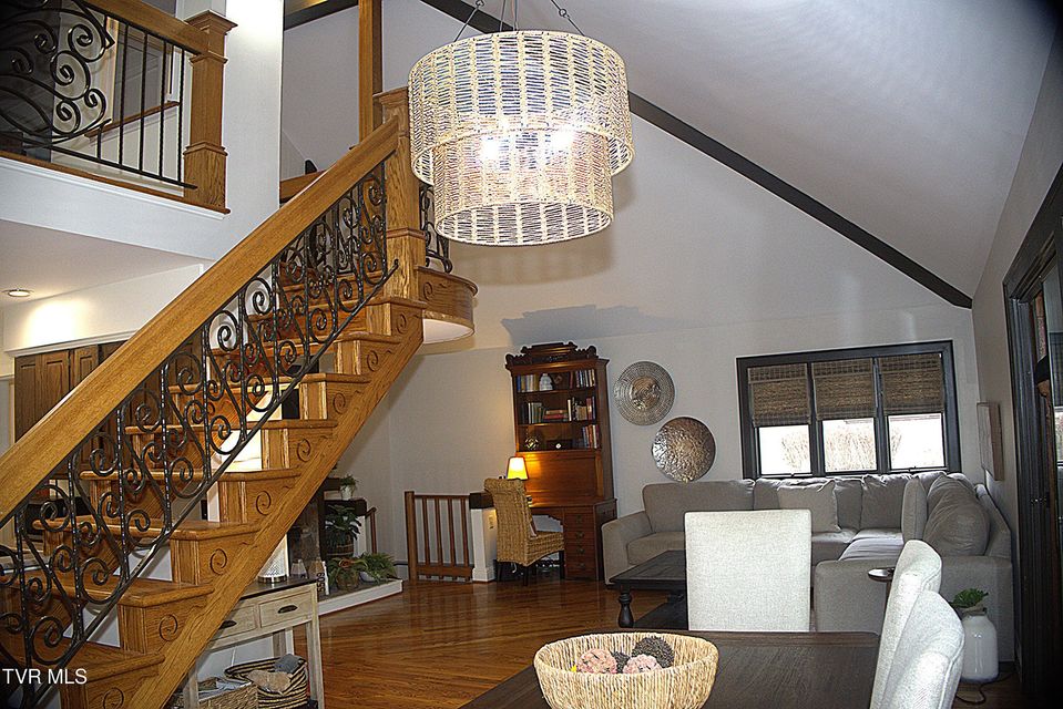 Photo #8: 98 Periwinkle Place